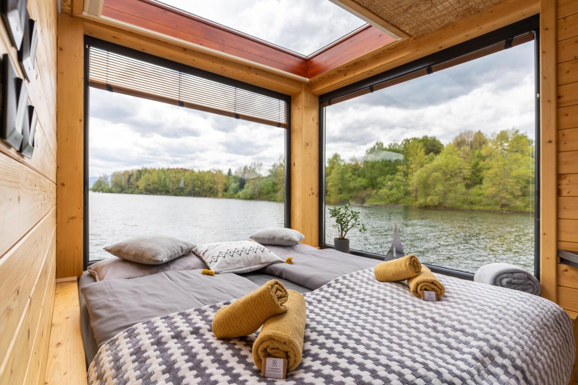 Aquachill Houseboat & Wellness Hotel Liptovský Trnovec Exterior foto